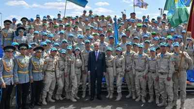 2025 жылғы 25 маусымда Қазақстан Президенті – Қарулы Күштердің Жоғарғы Бас қолбасшысы Қасым-Жомарт Тоқаев «Айбын» ХІ халықаралық әскери-патриоттық жастар жиынының ашылуына қатысты, сурет - Zakon.kz жаңалық 25.06.2025 15:50