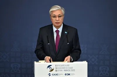 Тоқаев Еуразиялық экономикалық форумға қатысты, сурет - Zakon.kz жаңалық 26.06.2025 22:08