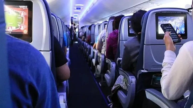 Бес жұлдызды қонақүй талап етті: Қатардан эвакуация кезінде қазақстандықтар шу шығарған