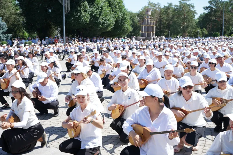 Домбырашы, Ұлы дала үні, Талдықорған, жаңа рекорд  , сурет - Zakon.kz жаңалық 01.07.2025 19:59