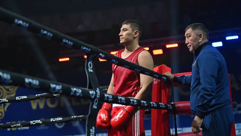 Сағындық Тоғамбай бокстан елордадағы Әлем кубогының 1/4 финалында жеңіліп қалды