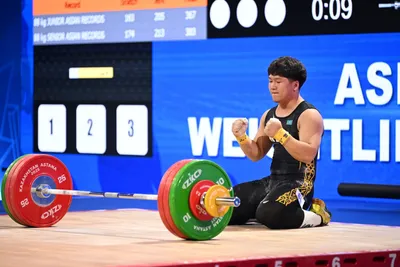 Ауыр атлет Ерасыл Сәулебеков Азия чемпионатында алтын медаль жеңіп алды, сурет - Zakon.kz жаңалық 08.07.2025 17:50