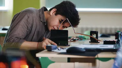 Қазақстандық оқушылар физика олимпиадасында 20 елді басып озды, сурет - Zakon.kz жаңалық 08.07.2025 18:05