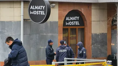 Алматыдағы жатақханада 2023 жылы қарашада өрт болды. Оның салдарынан 13 адам қаза тапты: тоғыз қазақстандық, екі ресейлік және екі өзбек. Оқиға кезінде үй ішінде 72 қонақ болған, оның 59-ы көшеге шығып үлгерген.  2024 жылғы 16 қазанда басты сот талқылауы барысында прокурор айыпталушыларға қоғамдық тәртіпке қарсы ауырлығы орташа қылмыс, атап айтқанда өрт қауіпсіздігі талаптарын бұзды деген айып тағылып отырғанын атап өтіп, айыптау қорытындысын жариялады., сурет - Zakon.kz жаңалық 09.07.2025 15:10