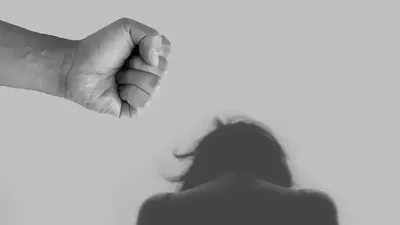 Ұру, Павлодар, аула, ер адам, әйел, соққыға жығу , сурет - Zakon.kz жаңалық 21.07.2025 19:56