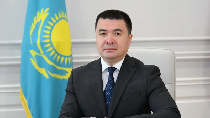 Порно жұлдызы Эбби Брукс қос ену Контактілерде шешіну