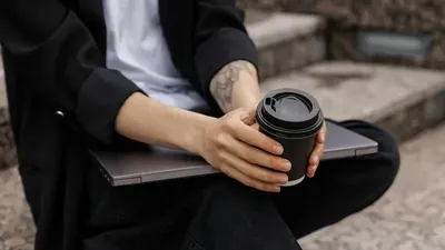 Мұндай татуировканы өндіру күрделі технологияларды немесе қымбат компоненттерді қажет етпейді.  Бұған дейін кофе қарқынды жаттығулар кезінде төзімділікке қалай әсер ететіні белгілі болды., сурет - Zakon.kz жаңалық 25.07.2025 09:13