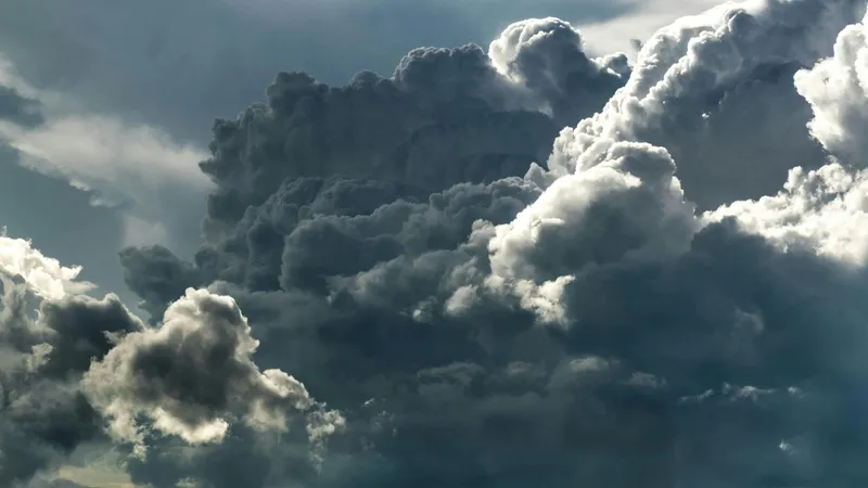 29 шілдеде елдің басым бөлігінде қолайсыз ауа райына байланысты ескерту жасалды