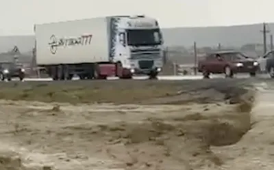 Маңғыстау облысында қатты нөсерден Шетпе ауылын су басқан, сурет - Zakon.kz жаңалық 28.07.2025 21:11