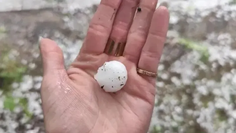 "Аптап ыстық, бұршақ, тұман". Еліміз бойынша 1 тамызға арналған ауа райы болжамы