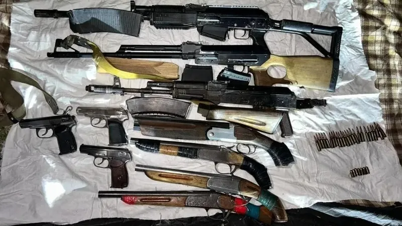 ҰҚК сегіз өңірде заңсыз қару мен жарылғыш заттардың ірі қорын анықтады