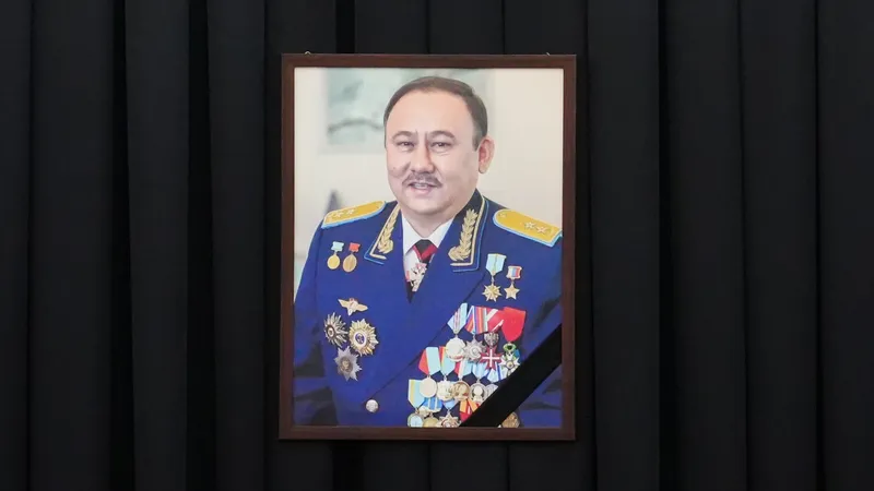 Алматыда әйгілі ғарышкер Талғат Мұсабаевпен қоштасу рәсімі өтіп жатыр