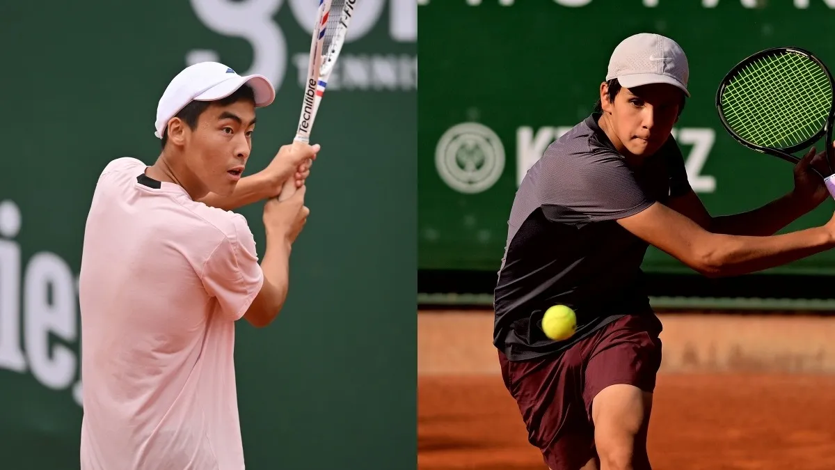 Ұшақтағы жалаңаш стюардессалар