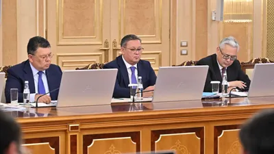 Тоқаев жасанды интеллектіні дамыту жөнінде: Уақыт өте тығыз, тоқмейілсіп отыруға болмайды, сурет - Zakon.kz жаңалық 11.08.2025 15:22