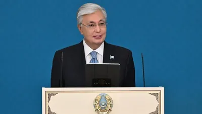 Президент Қасым-Жомарт Тоқаев Ақордада халықаралық пән олимпиадалары жеңімпаздарымен және жүлдегерлерімен кездесті., сурет - Zakon.kz жаңалық 11.08.2025 16:02