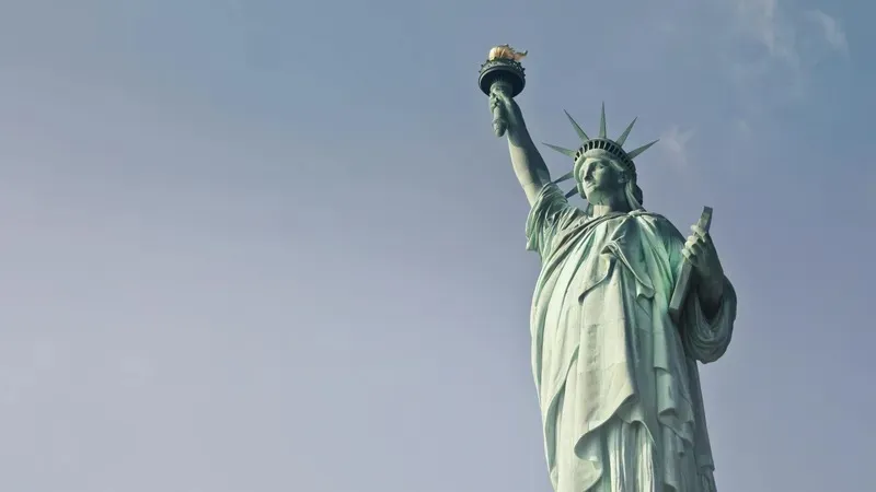 АҚШ-та жүрген қазақстандықтарға ескерту жасалды