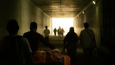 Ресейде мигранттарға тағы бір салада жұмыс істеуге тыйым салынды, сурет - Zakon.kz жаңалық 12.08.2025 11:26