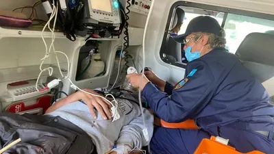 Алматы тауларында 72 жастағы ресейлік туристің аяғына тас басып қалып, құтқарушылар шұғыл көмекке келді, сурет - Zakon.kz жаңалық 12.08.2025 14:08