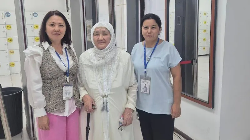 Алматыда 85 жастағы кейуана ҰБТ тапсырып көрмек болды