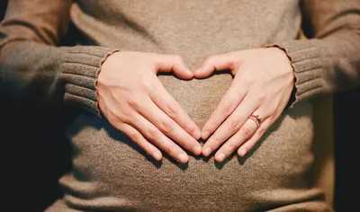 Қазақстанда жүктілік және босану бойынша жәрдемақы рәсімдеу тәртібі қалай жеңілдетілді, сурет - Zakon.kz жаңалық 13.08.2025 19:48