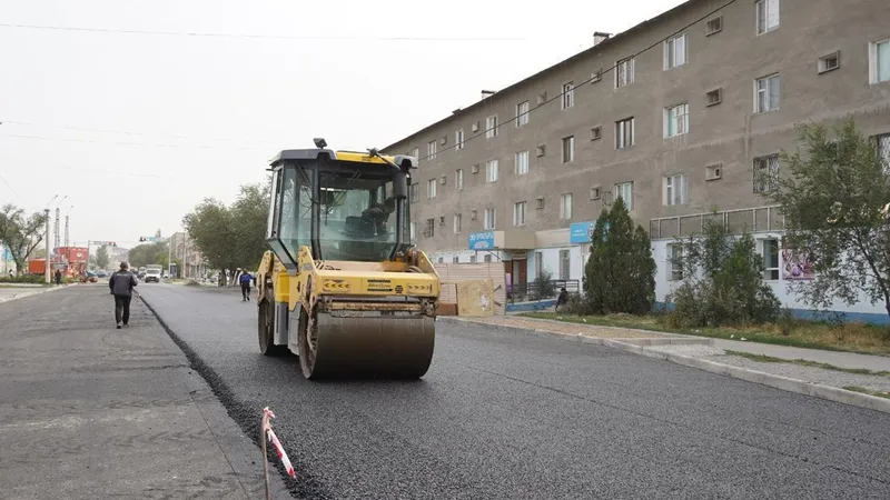Таразда үш жылда 420 көшеге асфальт төселді