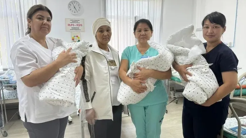 Порно шахтадағы қыздар