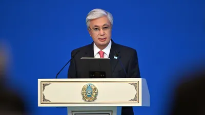 Президент: "Мемлекеттік қызметте меритократия қағидаты басты орынға шықты. Билікте де "отбасылық жүйе" жоқ", сурет - Zakon.kz жаңалық 15.08.2025 11:17