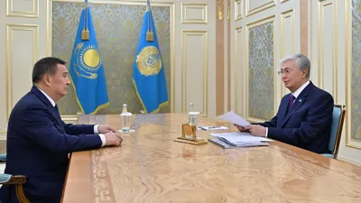 Мемлекет басшысы Ақмола облысының әкімін қабылдады, сурет - Zakon.kz жаңалық 18.08.2025 12:40