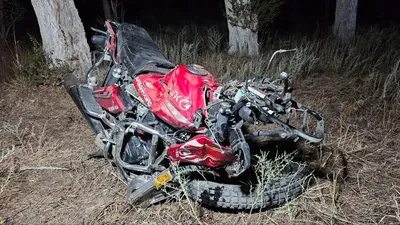 Алматы маңында болған сұмдық жол апатында екі жас мотоциклші қаза тапты, сурет - Zakon.kz жаңалық 18.08.2025 16:40