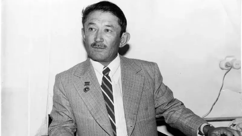 Қазақ вальсінің королі Шәмші Қалдаяқовтың туғанына - 95 жыл