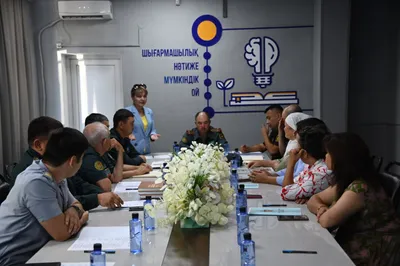 Сарбаз аналарының форумы: Шымкентте ата-аналармен ашық диалог өтті, сурет - Zakon.kz жаңалық 19.08.2025 18:21