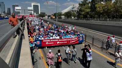 Адамдар, Түркия, сурет - Zakon.kz жаңалық 19.08.2025 09:28