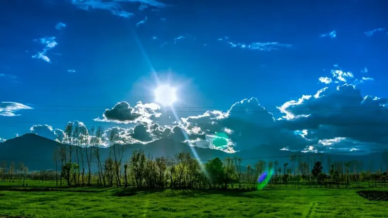 21 тамызда еліміздің қос өңірінде аптап ыстық болатыны ескертіледі