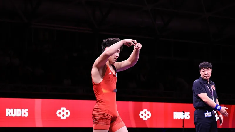 Диас Сейітқалиев Болгарияда Азия чемпионын жеңді