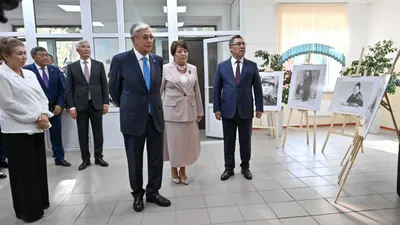 Мемлекет басшысы, Бішкек, Кемел Тоқаев, №33 мектеп-гимназиясы, сурет - Zakon.kz жаңалық 22.08.2025 18:01