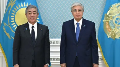 Мемлекет басшысы Жапонияның Сыртқы істер министрін қабылдады, сурет - Zakon.kz жаңалық 25.08.2025 15:00