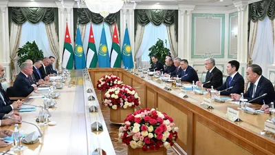 Қазақстан президенті мен Иордания королі кеңейтілген құрамда келіссөз жүргізді, сурет - Zakon.kz жаңалық 27.08.2025 13:27