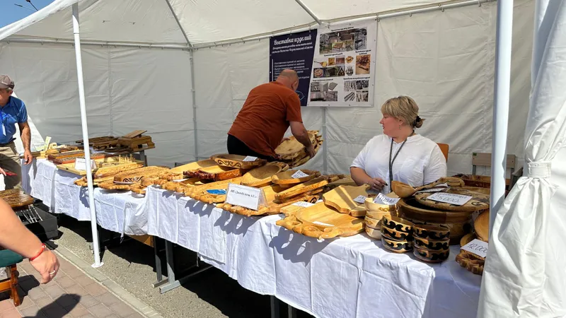 Өскеменде ерекше көрме өтті: сотталғандар жасаған бұйымдар көпшілікті таңғалдырды