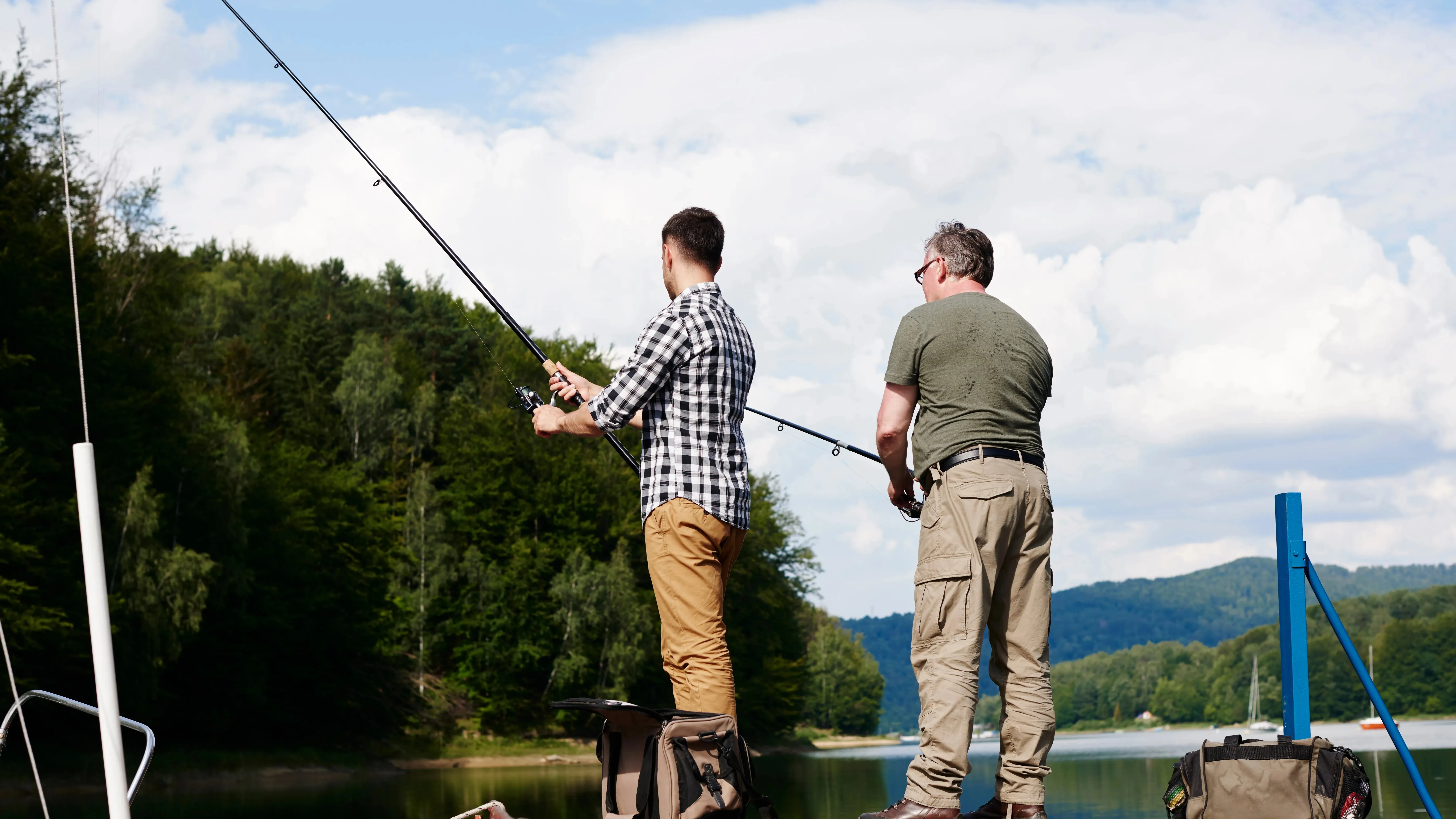 Оксана Федорова порнографиялық фильмде кеудесін жарқыратты.