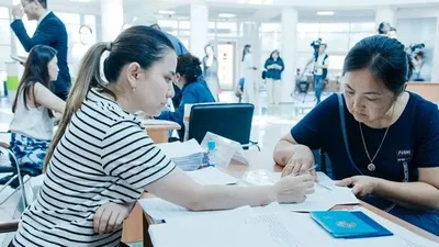 "2025 — Жұмысшы мамандықтары жылы" аясында еліміздің жетекші техникалық оқу орындарының бірі – APEC PetroTechnic Жоғары колледжінде баспасөз туры ұйымдастырылды. , сурет - Zakon.kz жаңалық 29.08.2025 15:36