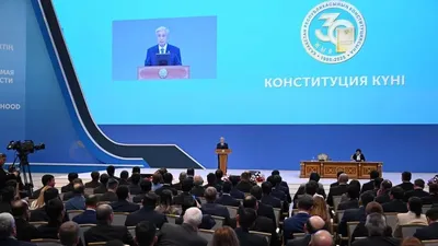 Тоқаев: Биліктегі отбасылыққа тосқауыл өте қажетті қадам болды , сурет - Zakon.kz жаңалық 29.08.2025 12:53