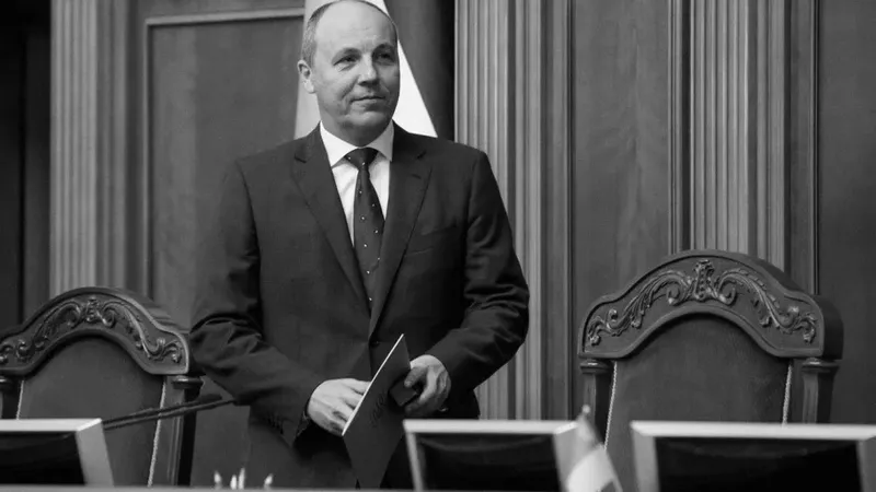 Украинада Жоғарғы Раданың экс-төрағасын өлтіріп кетті: Зеленский көңіл айтты