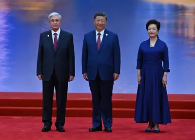 Тоқаев ШЫҰ саммитіне қатысушыларға арналған салтанатты қабылдауға барды, сурет - Zakon.kz жаңалық 31.08.2025 16:40