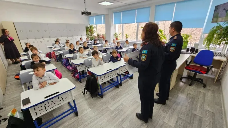 Павлодар облысында электр есептегіш пен аспалы шамдағы қысқа тұйықталу оқушаларды шошытты