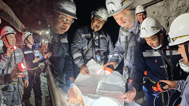 ТЖМ Өнеркәсіптік қауіпсіздік комитеті "Жомарт" кенішіндегі апаттың салдарын жою барысын тексерді