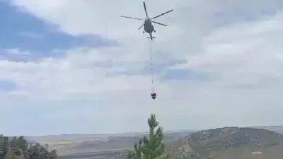 Тікұшақ, дала өрті, Қостанай облысы, сурет - Zakon.kz жаңалық 04.09.2025 18:21