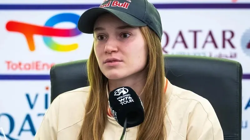 Рыбакина тағы бір бапкермен жұмысын тоқтатты