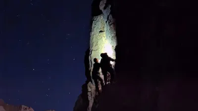 Түркістан облысындағы тауларда жоғалған екі туристің бірінің денесі табылды, екіншісі аман-есен құтқарылды , сурет - Zakon.kz жаңалық 04.09.2025 15:15