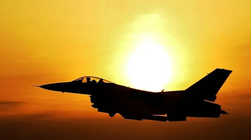 Израиль әскери ұшақтары Иемен астанасына әуеден соққы беруде