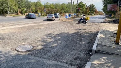 Алматы әкімі Дархан Сатыбалды жауапты басқармалар басшыларымен кеңес өткізіп, онда құрылыс жұмыстарының сапасы, абаттандыру, қыс маусымына дайындық және қала көшелеріндегі жол қазудың жай-күйі талқылады., сурет - Zakon.kz жаңалық 10.09.2025 15:12